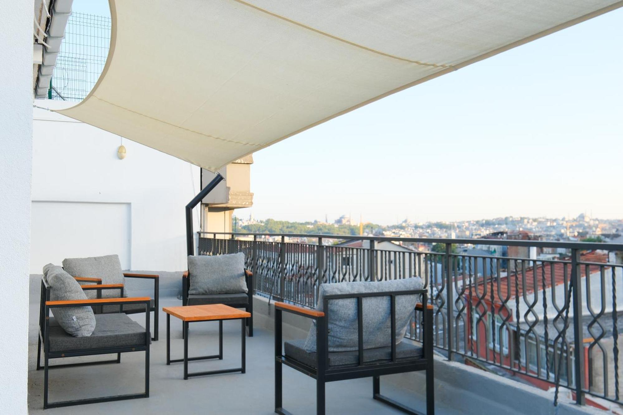 Urban Quarters - Bogazkesen Aparthotel Isztambul Kültér fotó