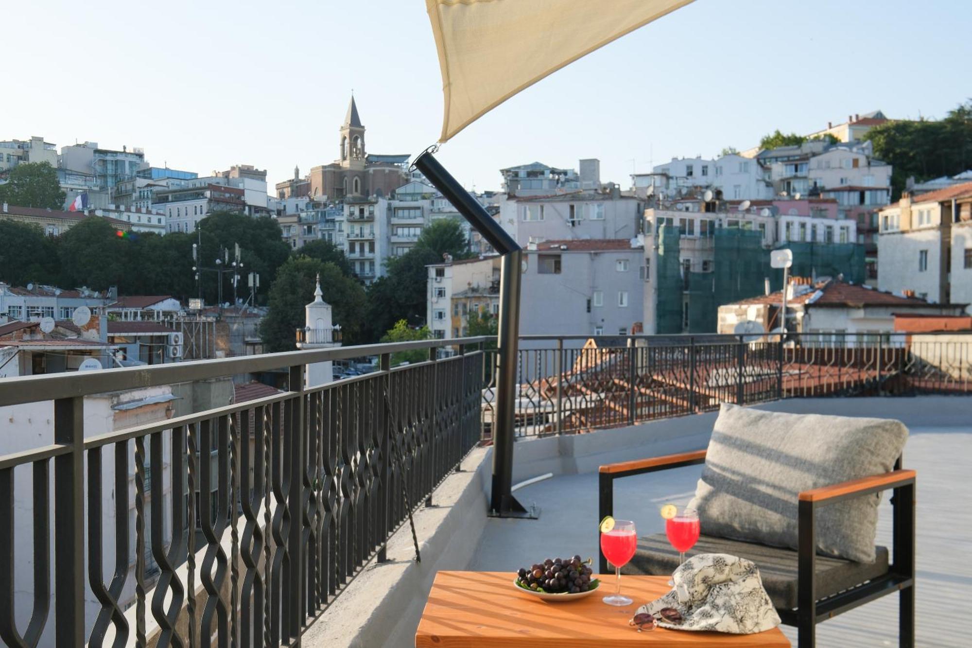 Urban Quarters - Bogazkesen Aparthotel Isztambul Kültér fotó